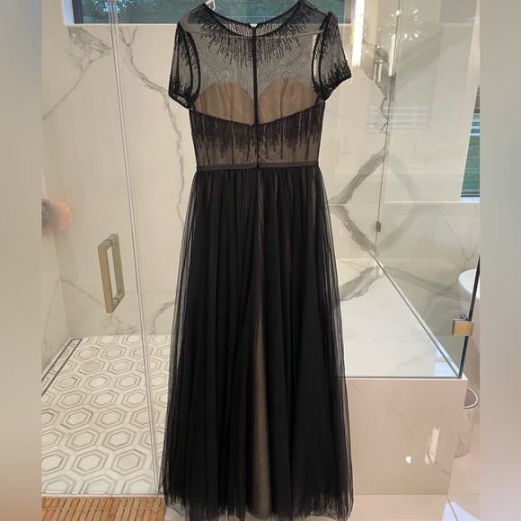 Basix Black Label Embellished Tulle Cap-Sleeve Black Ball Gown - Picture 3 of 10